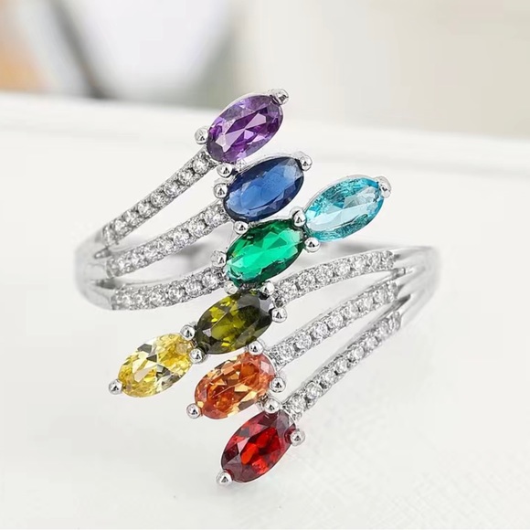 Beautiful Multicolored Rhinestone Ring - Picture 3 of 6